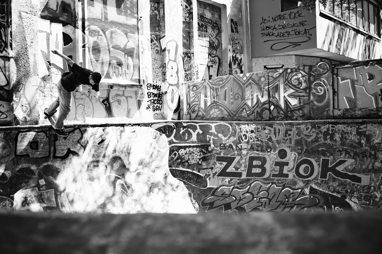 Adidas, Flora Bowl, Deck Magazine, Skate, Skateboarding, Hamburg, Christopher Shaw, Fotografie, Black White, Backside Desaster, Bowl